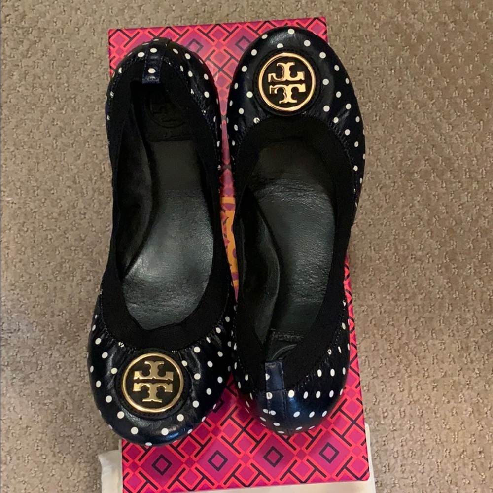 Tory Burch Polka Dot Flats: Size 8